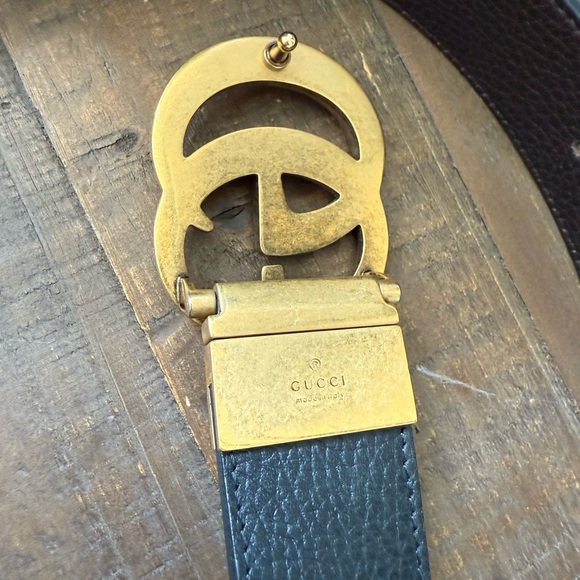 Gucci Black Leather Belt with Gold GG Buckle